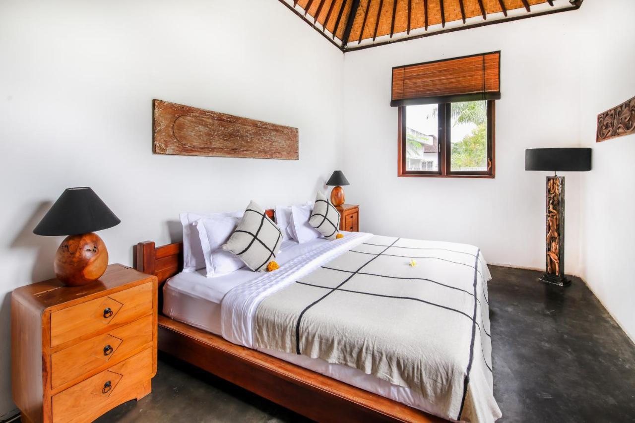 Villa Malou Seminyak Exteriör bild