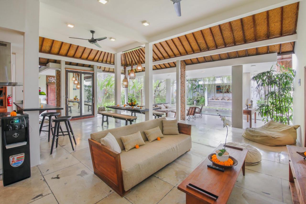 Villa Malou Seminyak Exteriör bild