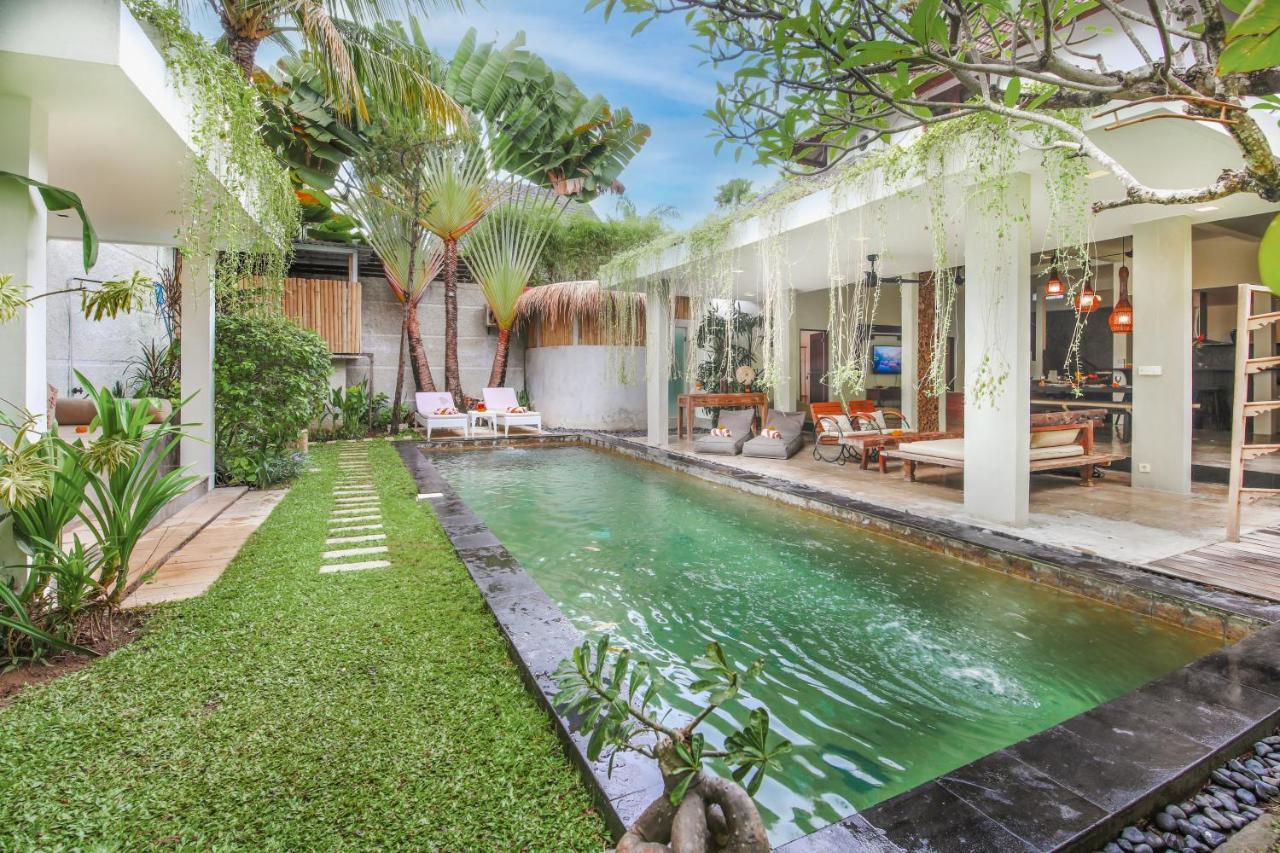 Villa Malou Seminyak Exteriör bild